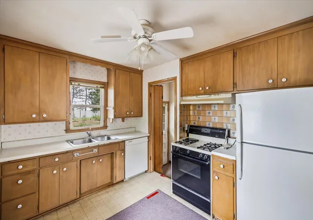 Photo 2 of Single family home for sale at 8680 Granada Ave S, Cottage Grove, MN 55016 | MLS# 7136159 | Listing updated on 2026-09-02