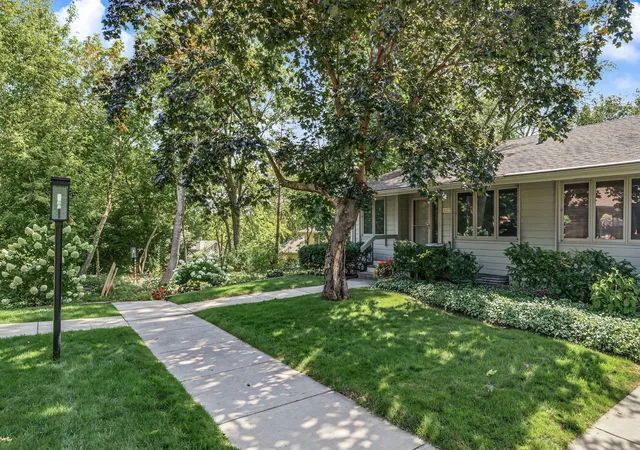 Photo 2 of Sale Pending at 10275 Scarborough Rd, Minneapolis, MN 55437 | MLS# 7136164 | Listing updated on 2026-10-05
