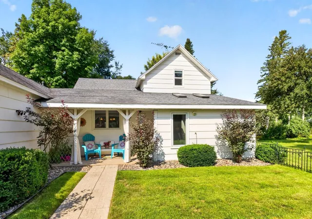 Photo 3 of Sale Pending at 10418 County Rd 26 Sw, Byron, MN 55920 | MLS# 7136176 | Listing updated on 2026-09-21
