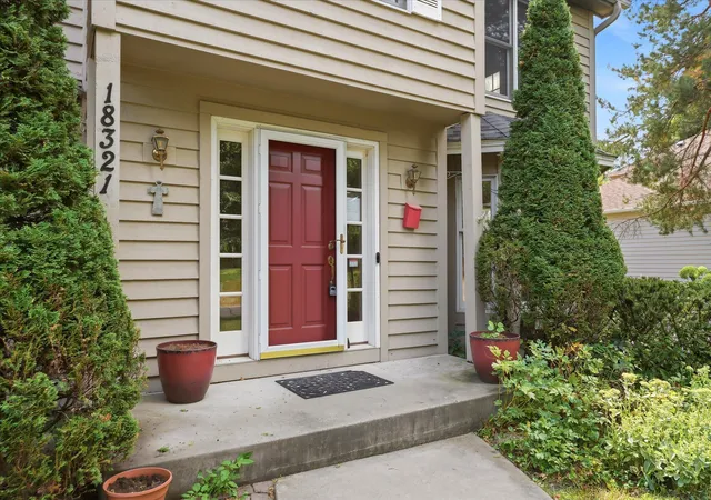 Photo 4 of Sale Pending at 18321 Tristram Way, Eden Prairie, MN 55346 | MLS# 7136187 | Listing updated on 2026-09-05