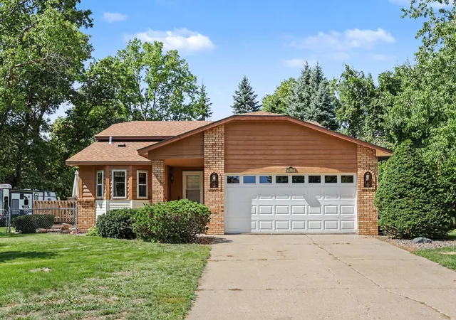 Single family home for sale at 14372 Jonquil St NW, Andover, MN 55304 | MLS# 7136200