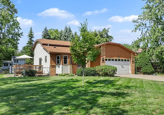 Photo 2 of Single family home for sale at 14372 Jonquil St Nw, Andover, MN 55304 | MLS# 7136200 | Listing updated on 2026-10-07