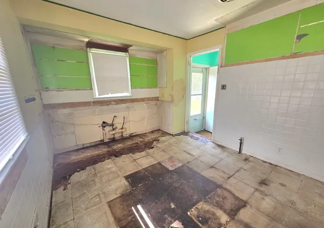 Photo 4 of Sale Pending at 11740 Ilex St NW, Minneapolis, MN 55448 | MLS# 7136219 | Listing updated on 2026-09-08
