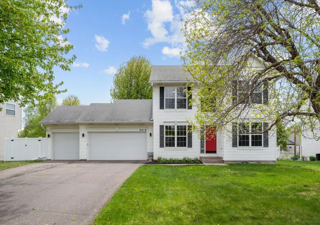 Photo 2 of Single family home for sale at 8018 Greenbriar Ln, Saint Paul, MN 55125 | MLS# 7136227 | Listing updated on 2026-09-05