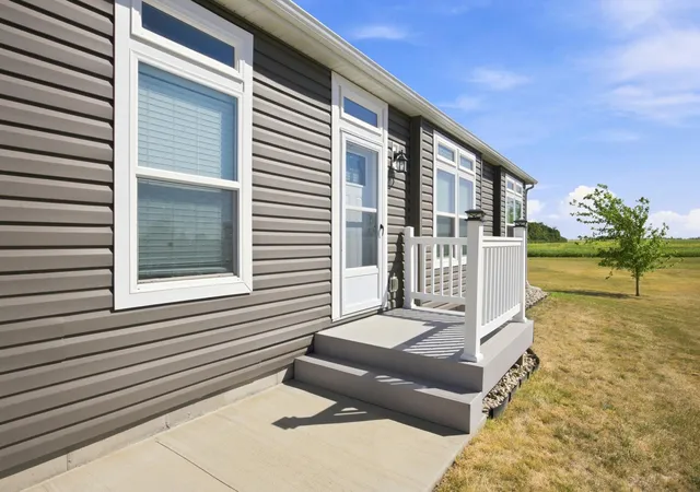 Photo 2 of Single family home for sale at 303 Morrow Dr, Enderlin, ND 58027 | MLS# 7136246 | Listing updated on 2026-09-04