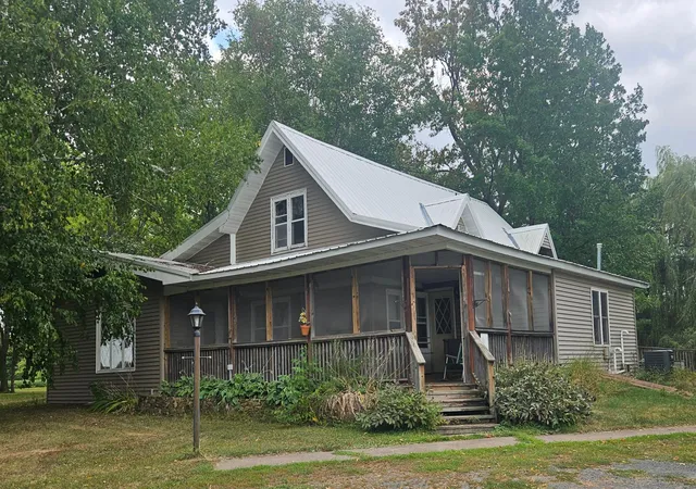 Photo 1 of Single family home for sale at 9052 545th Street, Rush City, MN 55069 | MLS# 7136285 | Listing updated on 2026-09-02