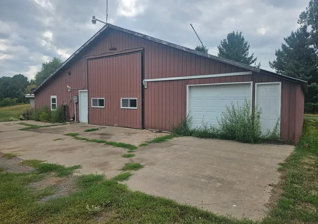 Photo 4 of Single family home for sale at 9052 545th Street, Rush City, MN 55069 | MLS# 7136285 | Listing updated on 2026-09-02