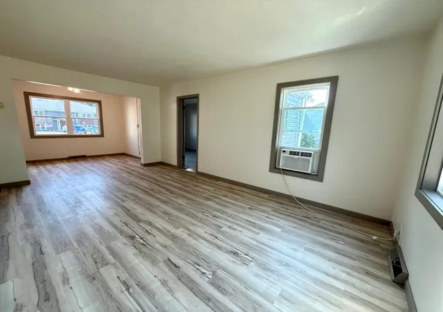 Photo 4 of Single family home for sale at 510 E Plum St, Redwood Falls, MN 56283 | MLS# 7136305 | Listing updated on 2026-09-13
