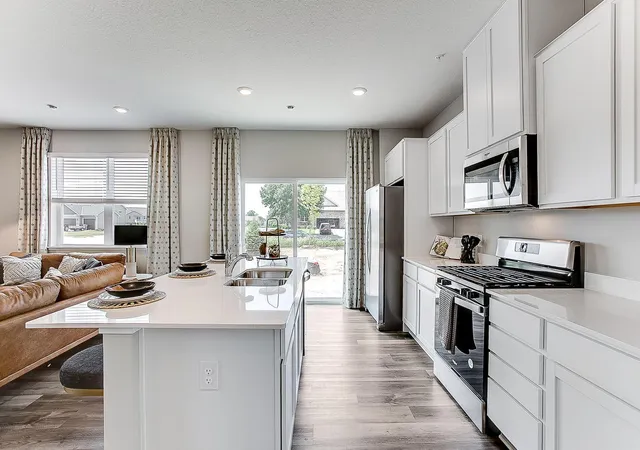 Photo 4 of Single family home for sale at 17551 Driscoll Pl, Lakeville, MN 55044 | MLS# 7136324 | Listing updated on 2026-09-21