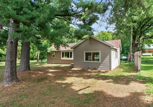 Photo 3 of Single family home for sale at 32251 Roanoke St Nw, Cambridge, MN 55008 | MLS# 7136343 | Listing updated on 2026-09-23