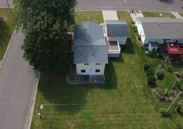 Photo 3 of Single family home for sale at 101 N Robert St, Mabel, MN 55954 | MLS# 7136352 | Listing updated on 2026-09-04