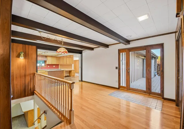 Photo 4 of Single family home for sale at 9272 Rosewood Ln N, Maple Grove, MN 55369 | MLS# 7136354 | Listing updated on 2026-10-22