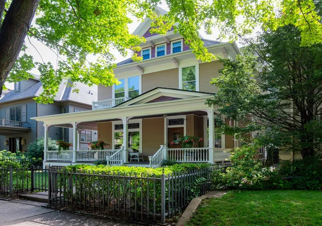 Photo 1 of Sale Pending at 832 Fairmount Ave, Saint Paul, MN 55105 | MLS# 7136376 | Listing updated on 2026-10-05
