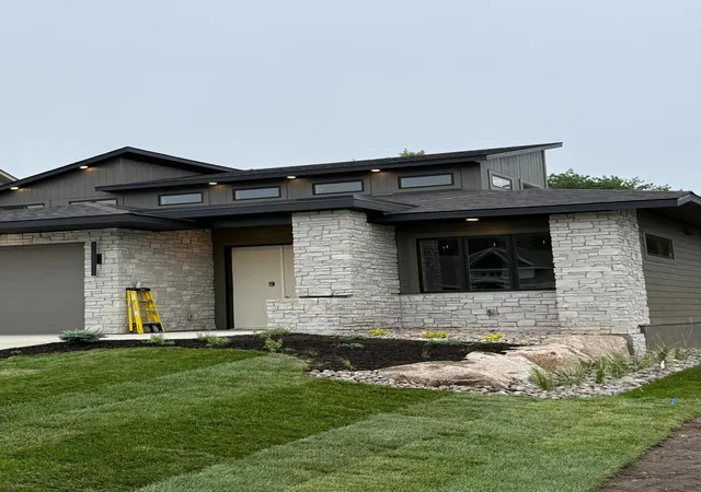 Photo 2 of Single family home for sale at 719 Ensconced Way, Chaska, MN 55318 | MLS# 7136388 | Listing updated on 2026-09-05