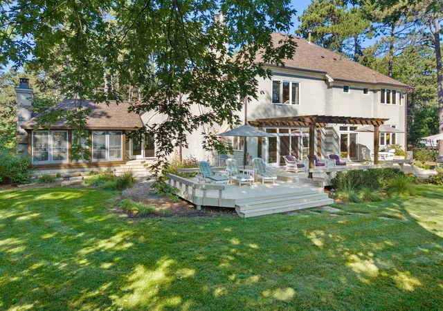 Photo 4 of Single family home for sale at 945 Quentin Ave S, Lakeland, MN 55043 | MLS# 7136394 | Listing updated on 2026-09-04