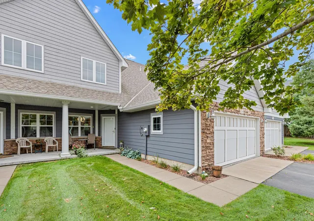 Single family home for sale at 206 Alberta Ln, Saint Paul, MN 55117 | MLS# 7136397