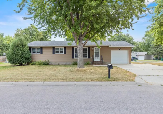 Photo 3 of Sale Pending at 106 Ranch Ave, Marshall, MN 56258 | MLS# 7136444 | Listing updated on 2026-09-14