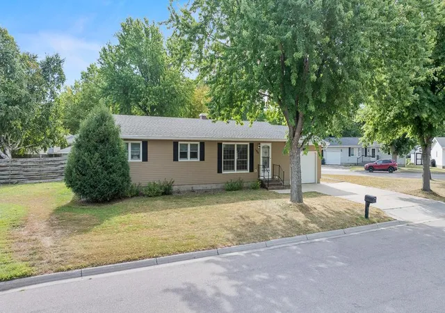 Photo 4 of Sale Pending at 106 Ranch Ave, Marshall, MN 56258 | MLS# 7136444 | Listing updated on 2026-09-14