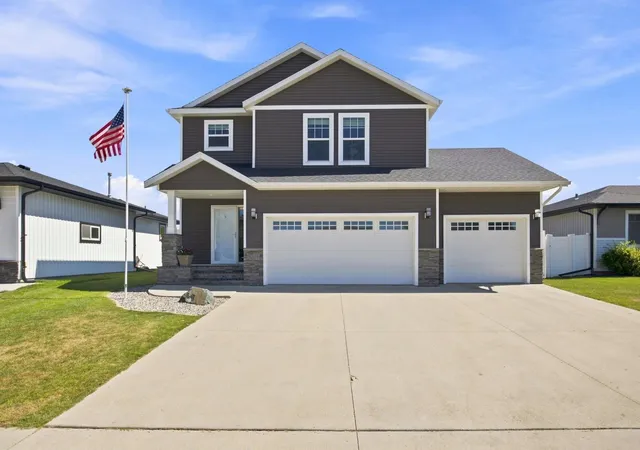 Photo 1 of Single family home for sale at 3029 2nd Street E, West Fargo, ND 58078 | MLS# 7136459 | Listing updated on 2026-10-09