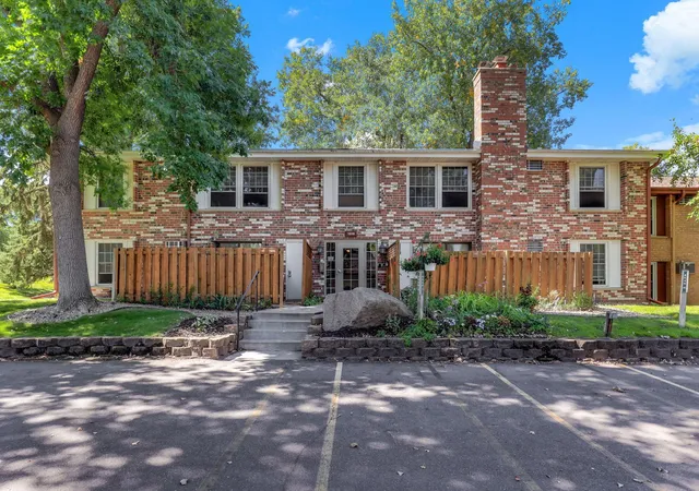 Photo 2 of Condo for sale at 4548 Cedar Lake Rd S #2, Minneapolis, MN 55416 | MLS# 7136482 | Listing updated on 2026-10-08
