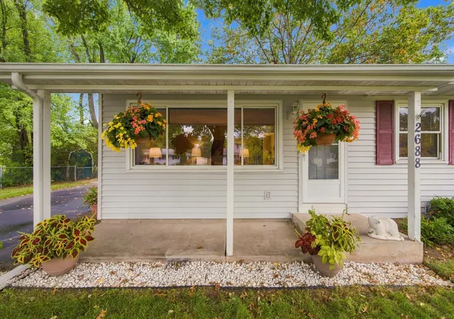 Photo 3 of Single family home for sale at 2688 Cedar Ave, Saint Paul, MN 55110 | MLS# 7136493 | Listing updated on 2026-10-02
