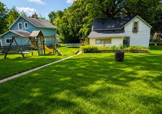 Photo 2 of Single family home for sale at 1017 N 6th Street, Mankato, MN 56001 | MLS# 7136514 | Listing updated on 2026-09-19