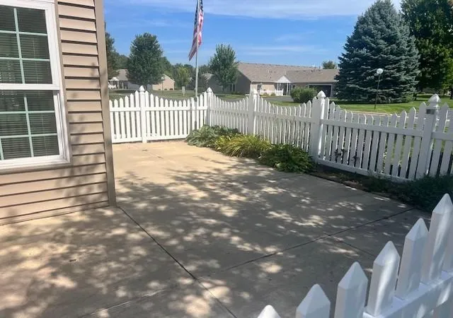 Photo 3 of Single family home for sale at 1905 Burr Oak Dr #B, Austin, MN 55912 | MLS# 7136543 | Listing updated on 2026-09-02