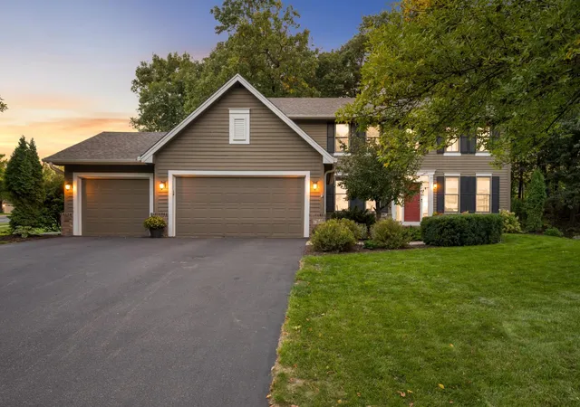 Photo 3 of Sale Pending at 7164 Harrison Hl Trl, Chanhassen, MN 55317 | MLS# 7136544 | Listing updated on 2026-10-02