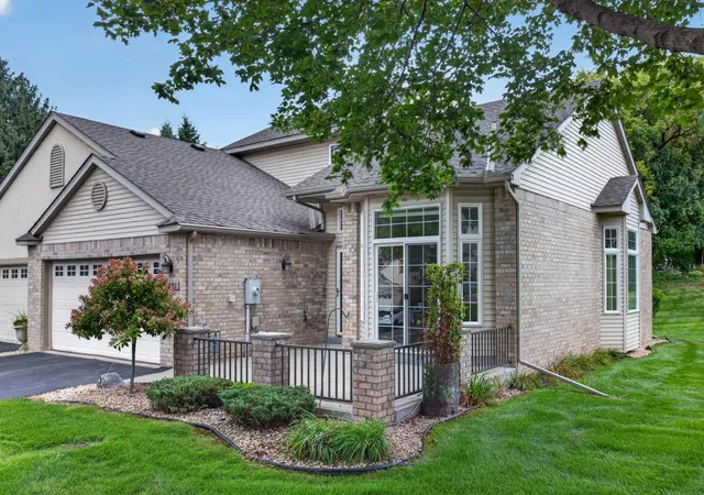 Photo 2 of Single family home for sale at 3781 Burgundy Dr, Saint Paul, MN 55122 | MLS# 7136546 | Listing updated on 2026-09-17