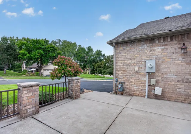 Photo 3 of Single family home for sale at 3781 Burgundy Dr, Saint Paul, MN 55122 | MLS# 7136546 | Listing updated on 2026-09-17