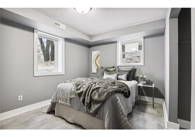 Photo 3 of House for sale at 439 Arlington Ave E, Saint Paul, MN 55130 | MLS# 7136557 | Listing updated on 2026-09-12