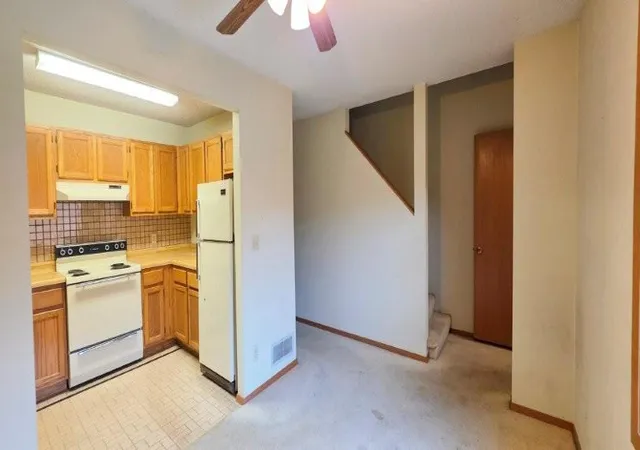 4th image of 3231 Evergreen Dr, Saint Paul, MN 55121 | MLS# 7136607