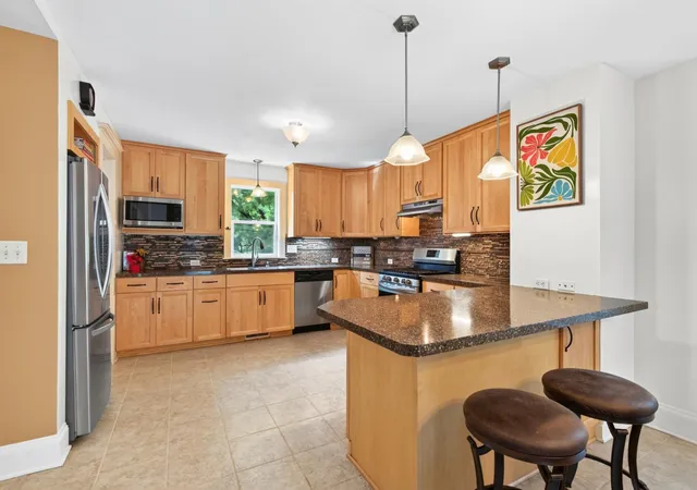 Photo 2 of Single family home for sale at 2577 County Rd H W, Saint Paul, MN 55112 | MLS# 7136608 | Listing updated on 2026-10-08