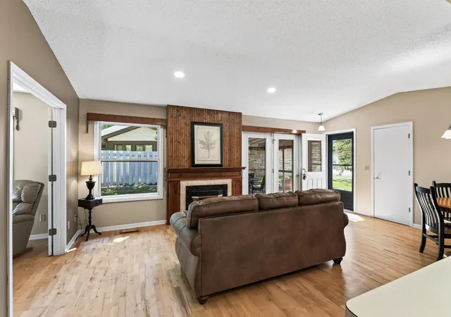 Photo 3 of Single family home for sale at 1190 Black Oaks Ln N, Minneapolis, MN 55447 | MLS# 7136610 | Listing updated on 2026-09-16