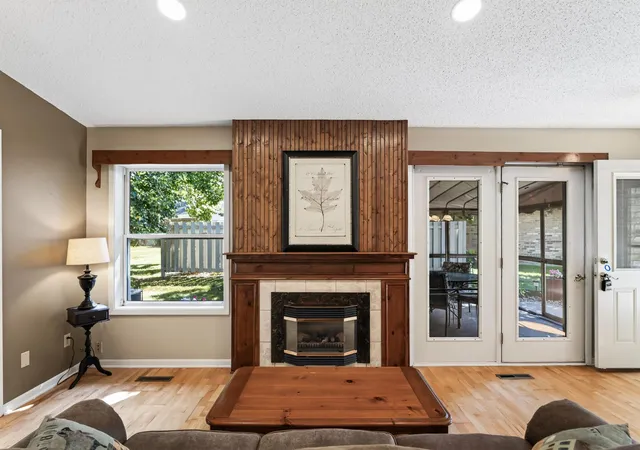 Photo 3 of Single family home for sale at 1190 Black Oaks Ln N, Minneapolis, MN 55447 | MLS# 7136610 | Listing updated on 2026-09-16