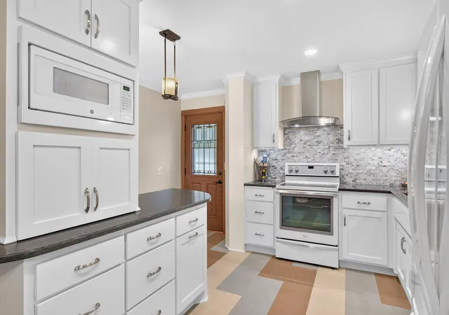 Photo 3 of Sale Pending at 10243 100th Avenue N, Maple Grove, MN 55369 | MLS# 7136623 | Listing updated on 2026-10-05