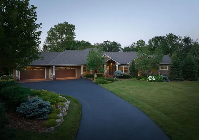 Photo 3 of Single family home for sale at W11012 460th Avenue, Prescott, WI 54021 | MLS# 7136629 | Listing updated on 2026-09-15