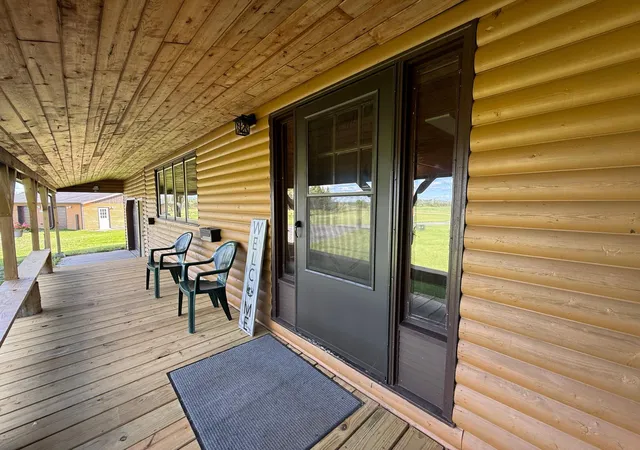 Photo 3 of Single family home for sale at 5144 Town Rd 400, Littlefork, MN 56653 | MLS# 7136635 | Listing updated on 2026-09-15