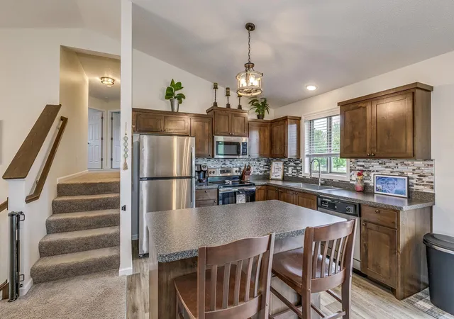 Photo 3 of Single family home for sale at 37621 Hawthorne Ave, North Branch, MN 55056 | MLS# 7136639 | Listing updated on 2026-09-01