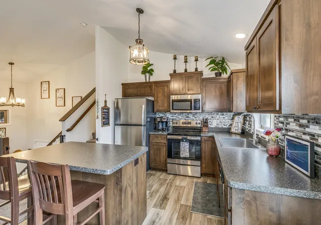 Photo 3 of Single family home for sale at 37621 Hawthorne Ave, North Branch, MN 55056 | MLS# 7136639 | Listing updated on 2026-09-01