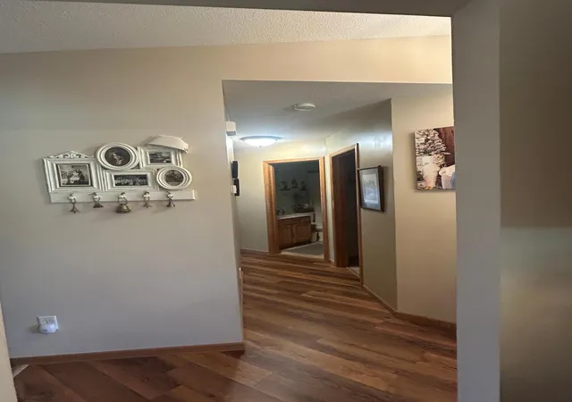 Photo 3 of Single family home for sale at 1410 Presidential Dr, Northfield, MN 55057 | MLS# 7136672 | Listing updated on 2026-09-04
