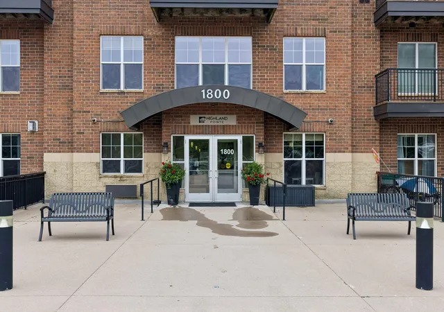 Photo 1 of Condo for sale at 1800 Graham Ave #309, Saint Paul, MN 55116 | MLS# 7136680 | Listing updated on 2026-09-14