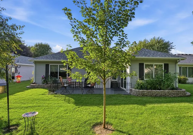 Photo 2 of Single family home for sale at 410 Fieldcrest Ln, Sartell, MN 56377 | MLS# 7136702 | Listing updated on 2026-09-29