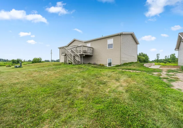 Photo 2 of Single family home for sale at 5404 Rush Point Dr, Rush City, MN 55069 | MLS# 7136739 | Listing updated on 2026-09-02