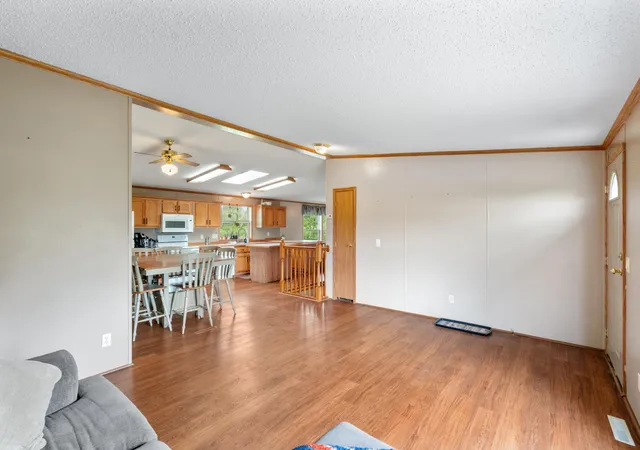 Photo 4 of Single family home for sale at 5404 Rush Point Dr, Rush City, MN 55069 | MLS# 7136739 | Listing updated on 2026-09-02