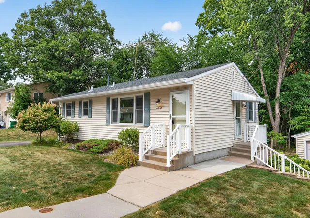 Photo 1 of Single family home for sale at 4638 Bedford Rd, Mound, MN 55364 | MLS# 7136746 | Listing updated on 2026-10-23