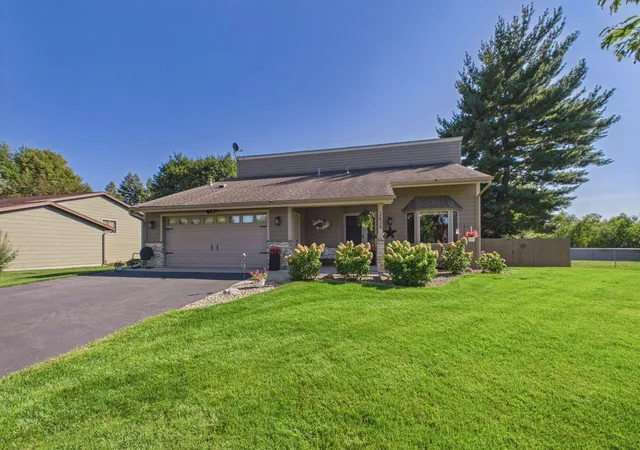 Photo 2 of Single family home for sale at 3634 144th Street W, Rosemount, MN 55068 | MLS# 7136747 | Listing updated on 2026-09-19