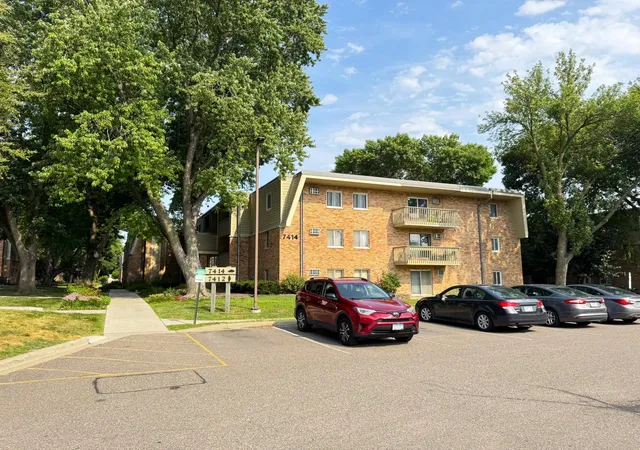 Photo 3 of Condo for sale at 7414 W 22nd Street #306, Minneapolis, MN 55426 | MLS# 7136761 | Listing updated on 2026-09-02