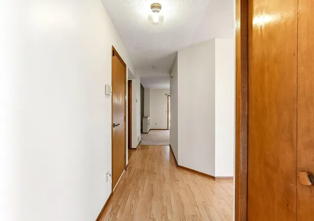 Photo 3 of Single family home for sale at 6604 Upper 23rd St N, Saint Paul, MN 55128 | MLS# 7136771 | Listing updated on 2026-09-17