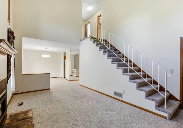 Photo 4 of Single family home for sale at 6604 Upper 23rd St N, Saint Paul, MN 55128 | MLS# 7136771 | Listing updated on 2026-09-17